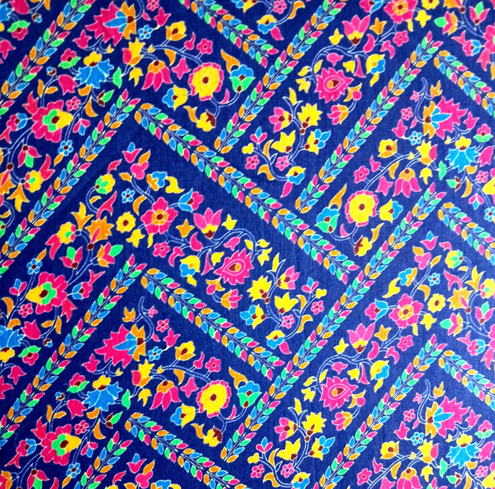 Premium Kasturi Digital Lawn 3-Piece Suit – Multicolor Floral & Blue with Free Pouch - Image 3